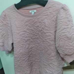 Nine West quilted pink top. Excellent condition.  Worn a few times.